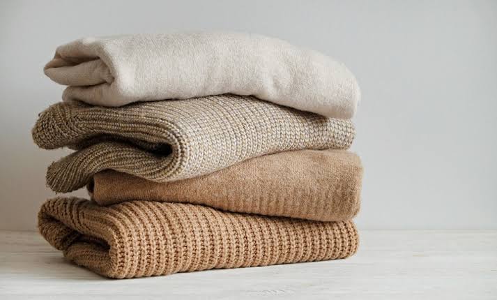 ऊनी वस्त्र (Wool Garments) category